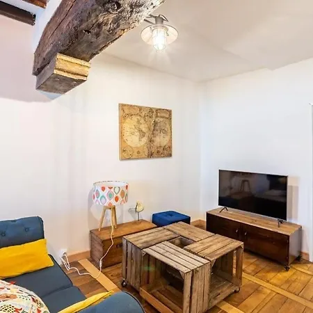 Le Jacobin, De Standing - Hyper Centre Apartment *